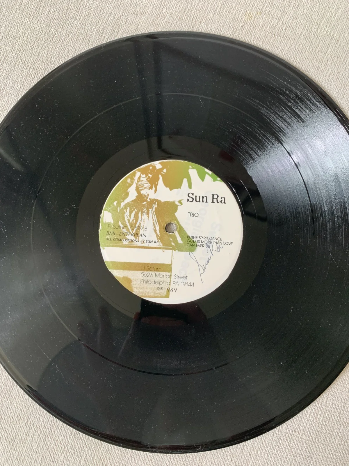 VERY RARE Authentic Sun Ra *Autographed* “Days of Happiness” Vinyl EPPERSON, изображение 2
