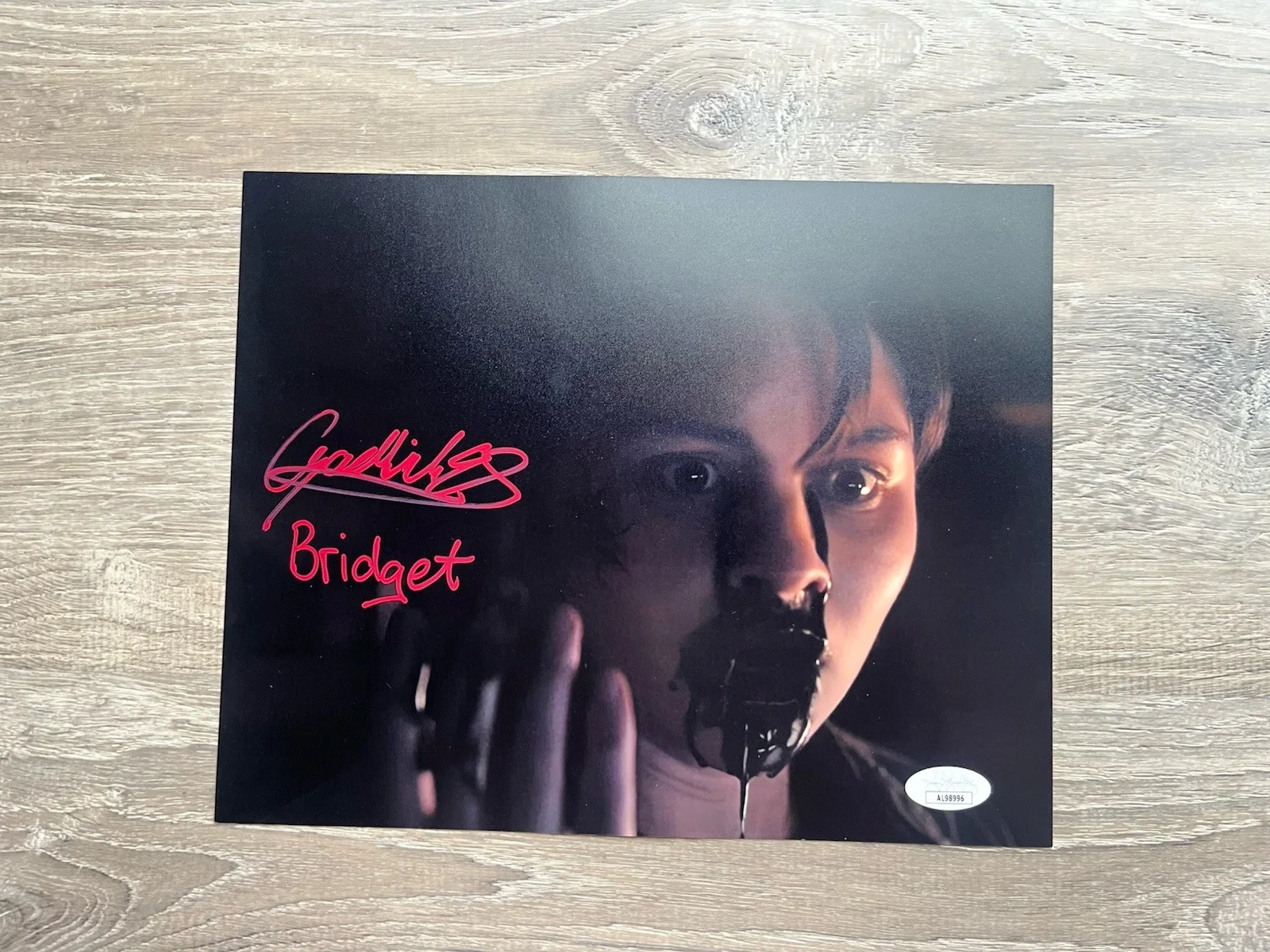 Gabrielle Echols — Gabrielle Echols Signed Evil Dead Rise 8x10 Photo JSA COA Horror Autograph, image 2