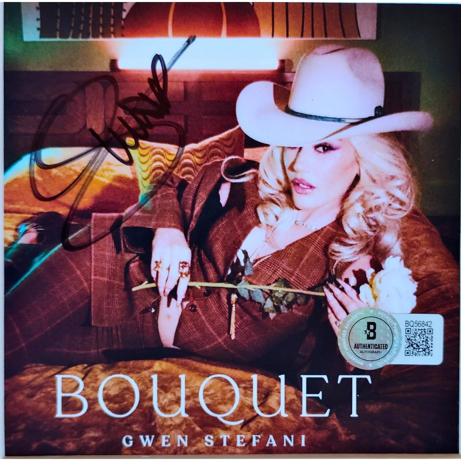 Gwen Stefani — Gwen Stefani Signed Bouquet CD Framed Beckett BAS COA Country Pop Music Album, image 2