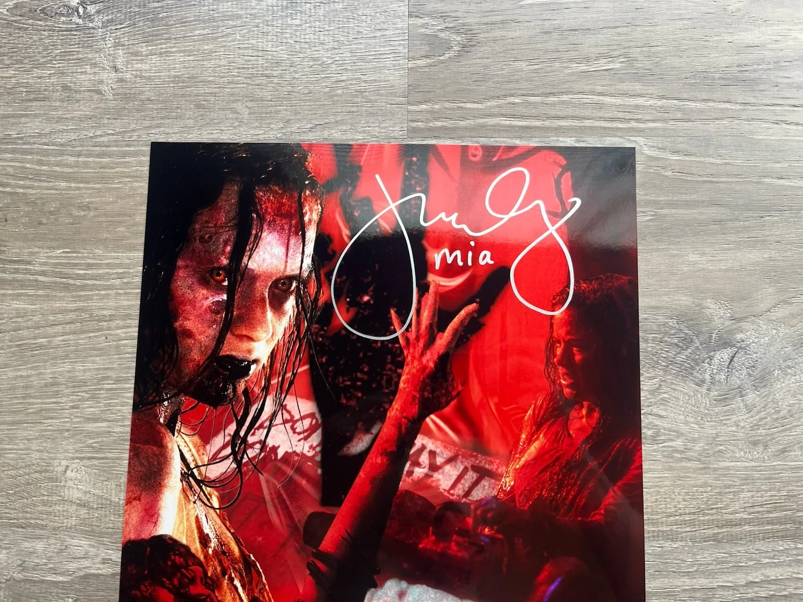 Jane Levy — Jane Levy Signed Metallic Evil Dead 11x14 Photo Beckett COA Mia Horror Auto, image 3