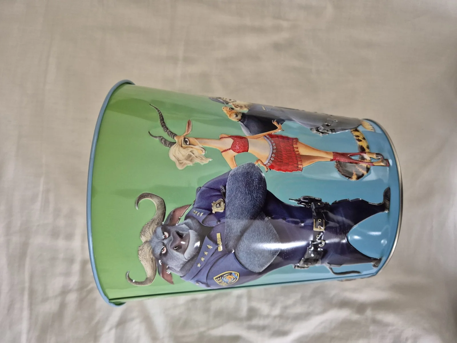 Marvel, DC, Beetlejuice + more Cinema Popcorn Bucket tins. Official merchandise, изображение 2