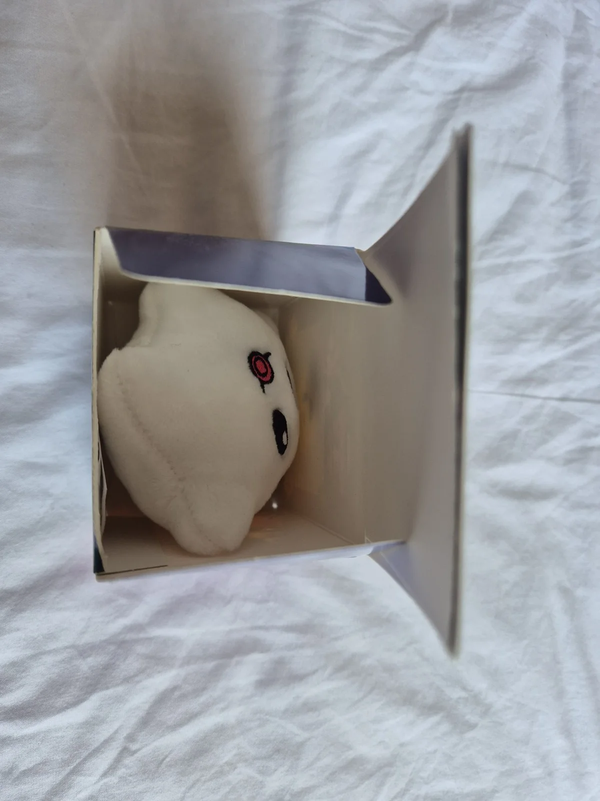 Mario Galaxy Movie Luma Plush Keychain Bag Tag and pin set Rare Limited Edition, изображение 4