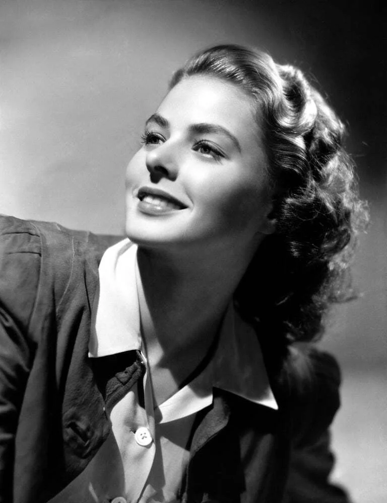 Movie Star Ingrid Bergman Signed Cut Paper W/photo, image 2