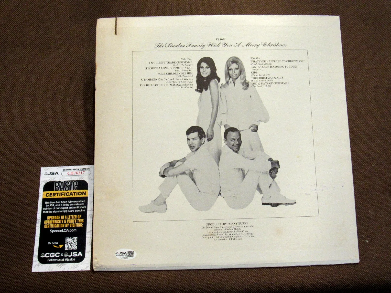 NANCY & TINA SINATRA FRANK SINATRA FAMILY SIGNED AUTO VTG CHRISTMAS ALBUM JSA, изображение 3