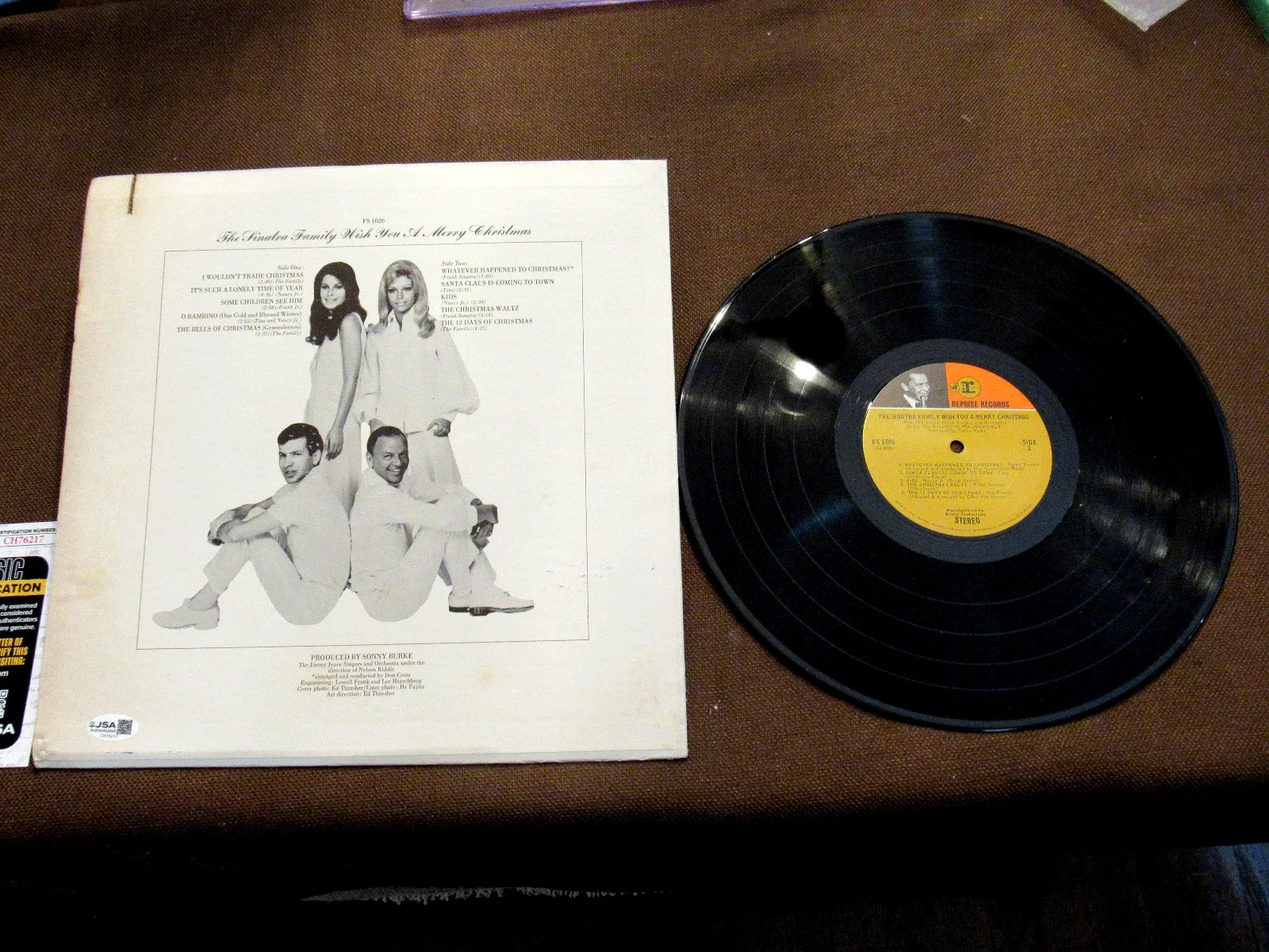 NANCY & TINA SINATRA FRANK SINATRA FAMILY SIGNED AUTO VTG CHRISTMAS ALBUM JSA, изображение 5