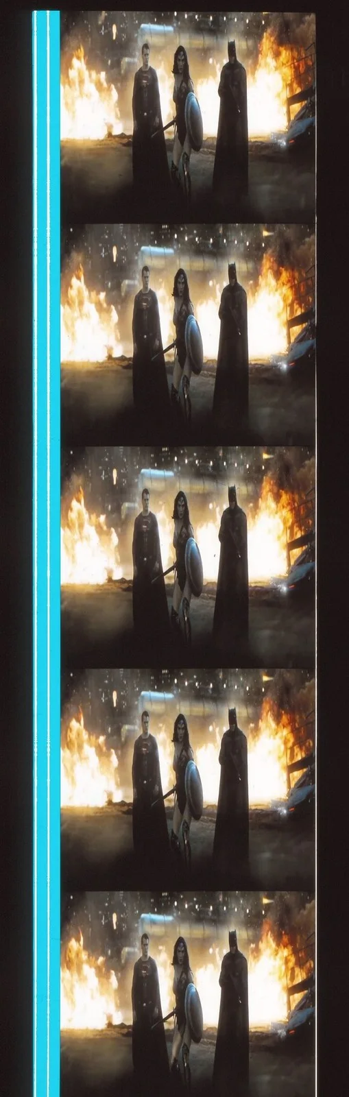 Batman v Superman Dawn of Justice 35mm Film Cell strip very Rare var_b, изображение 3