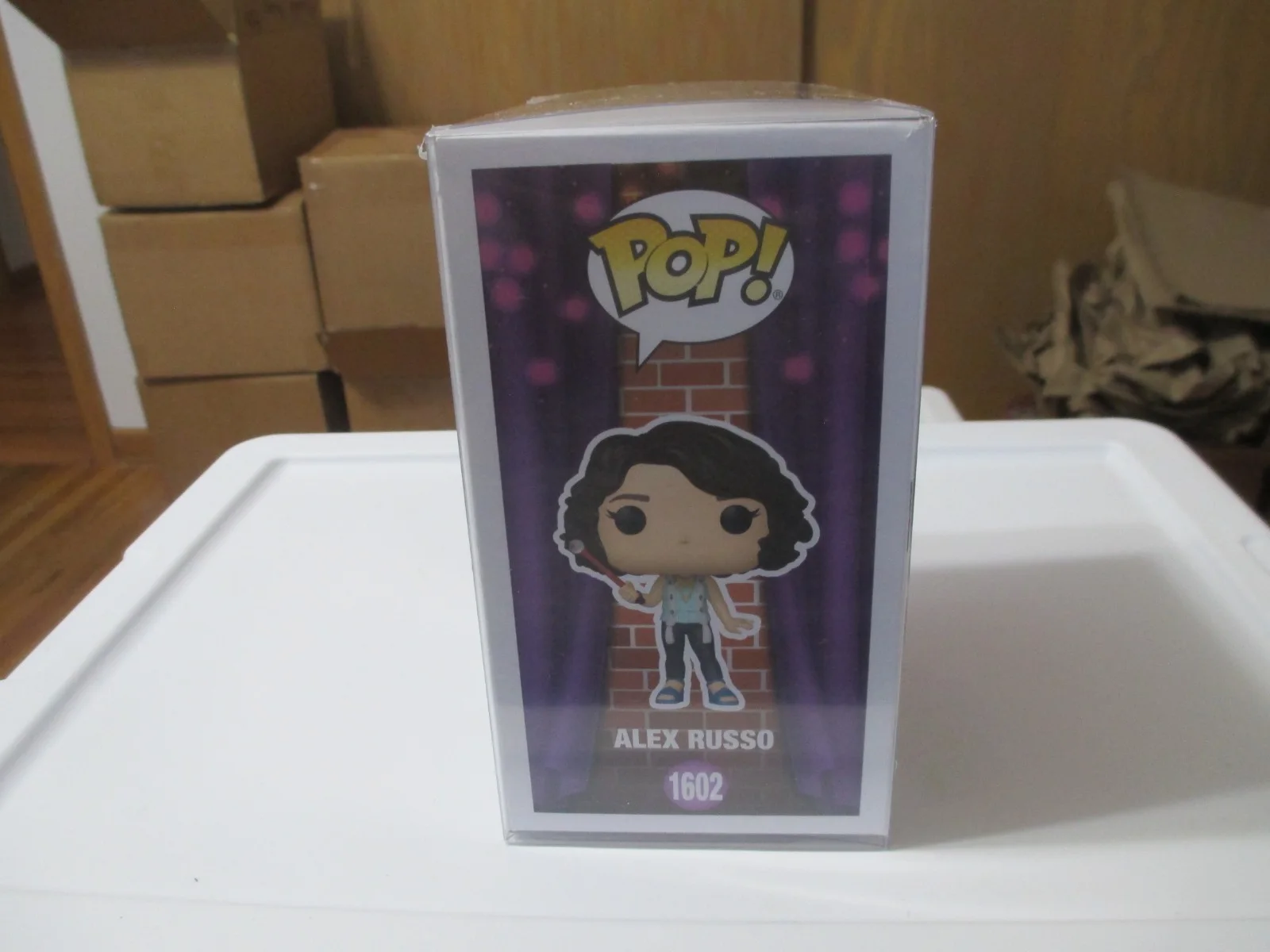 Selena Gomez — Selena Gomez As Alex Russo Wizards of Waverly Place NIB Autographed Funko Pop, изображение 5