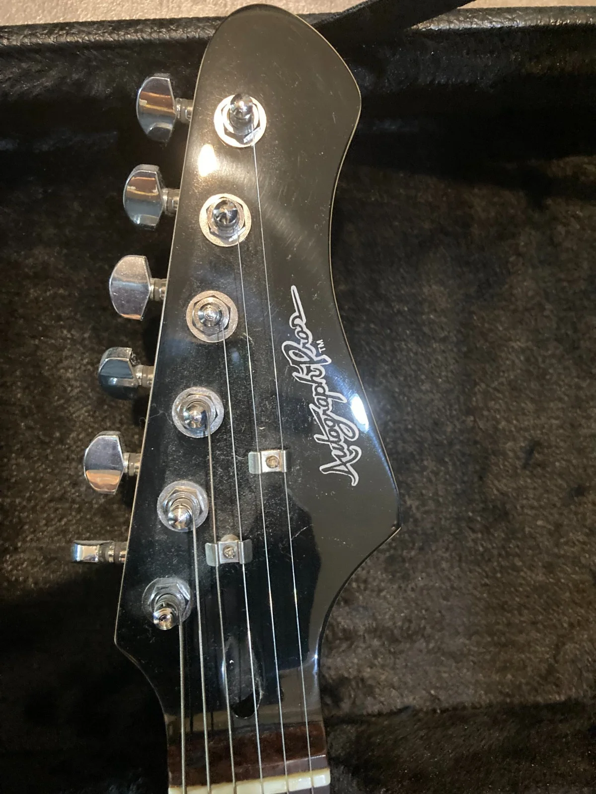 Lifehouse Signed Electric Guitar (Authenticated), image 3