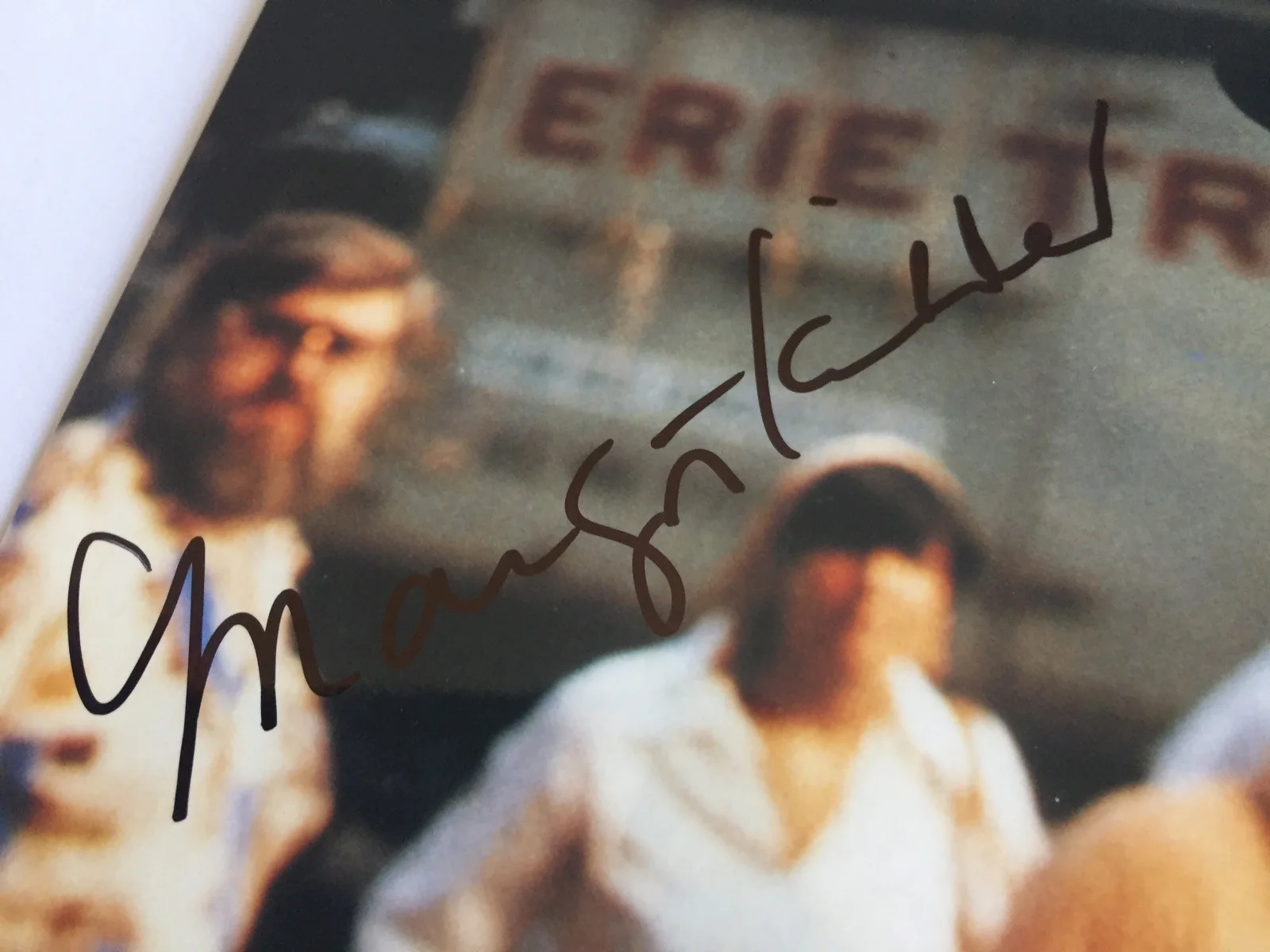Margot Kidder Autograph • Lois Lane • Superman • Hand Signed Photo • V2, image 2