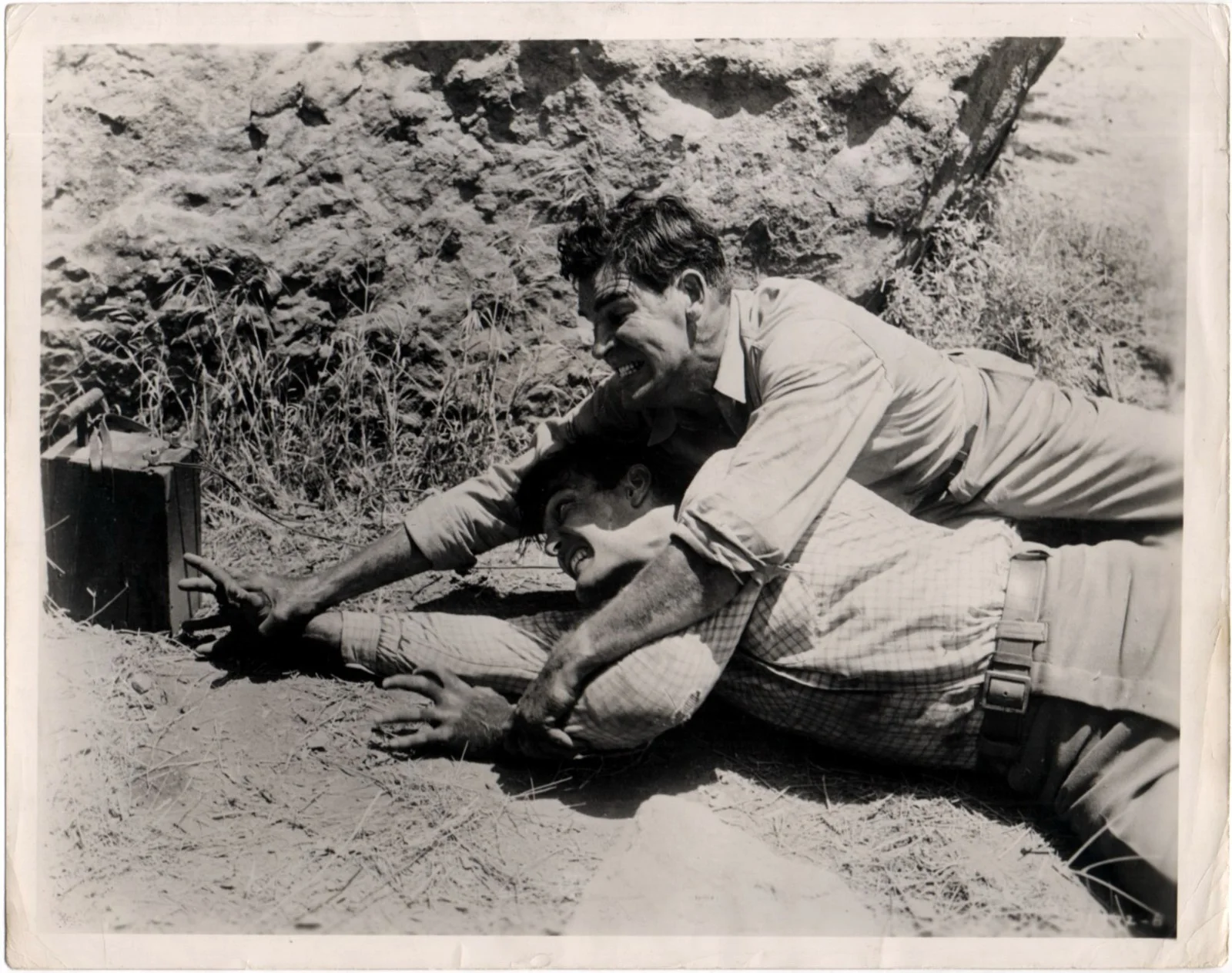 HELL’S OUTPOST 1954 Rod Cameron, John Russell, Jim Davis 4 10x8 STILLS, изображение 3