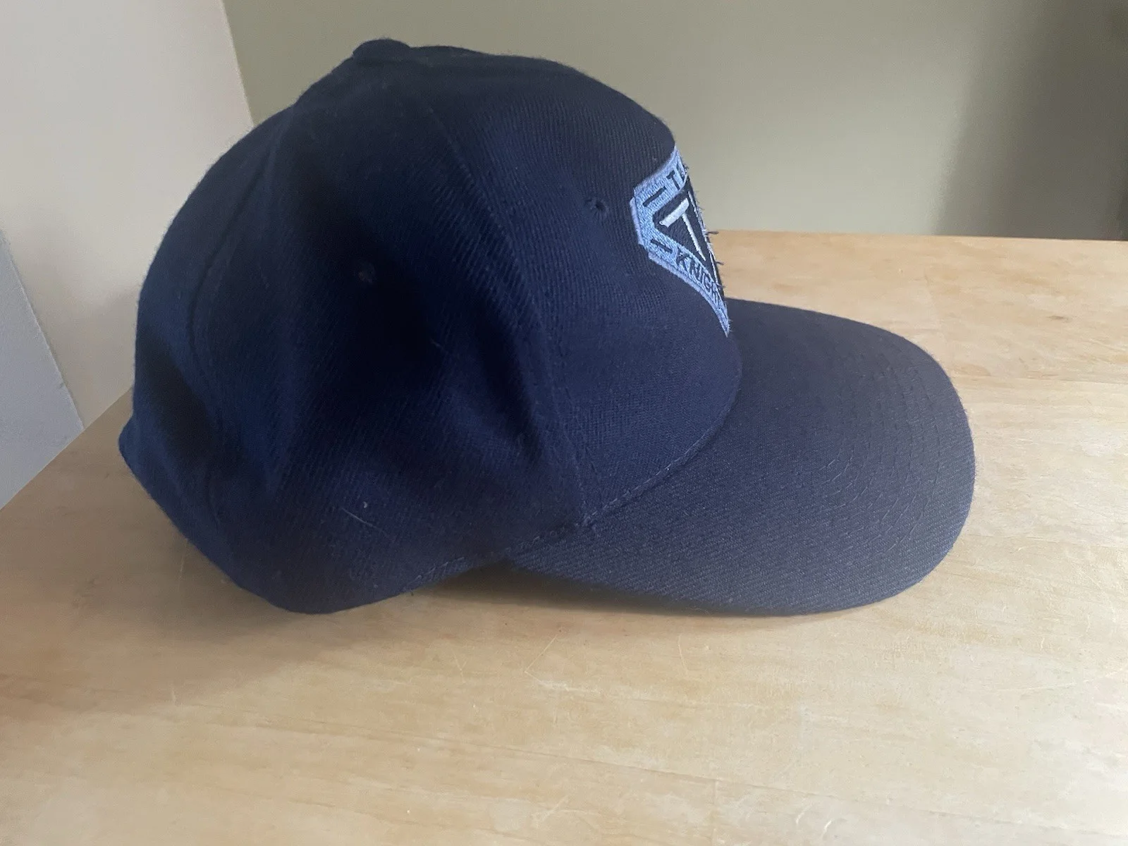 Vintage 1997 TKR Team Knight Rider Navy Cap W/“Team Leader” on back- NEW no tag, изображение 3