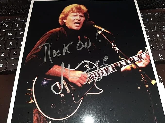 John Fogerty — * JOHN FOGERTY / Creedance CCR * signed "In Concert" 8x10 photo / 3 COA's