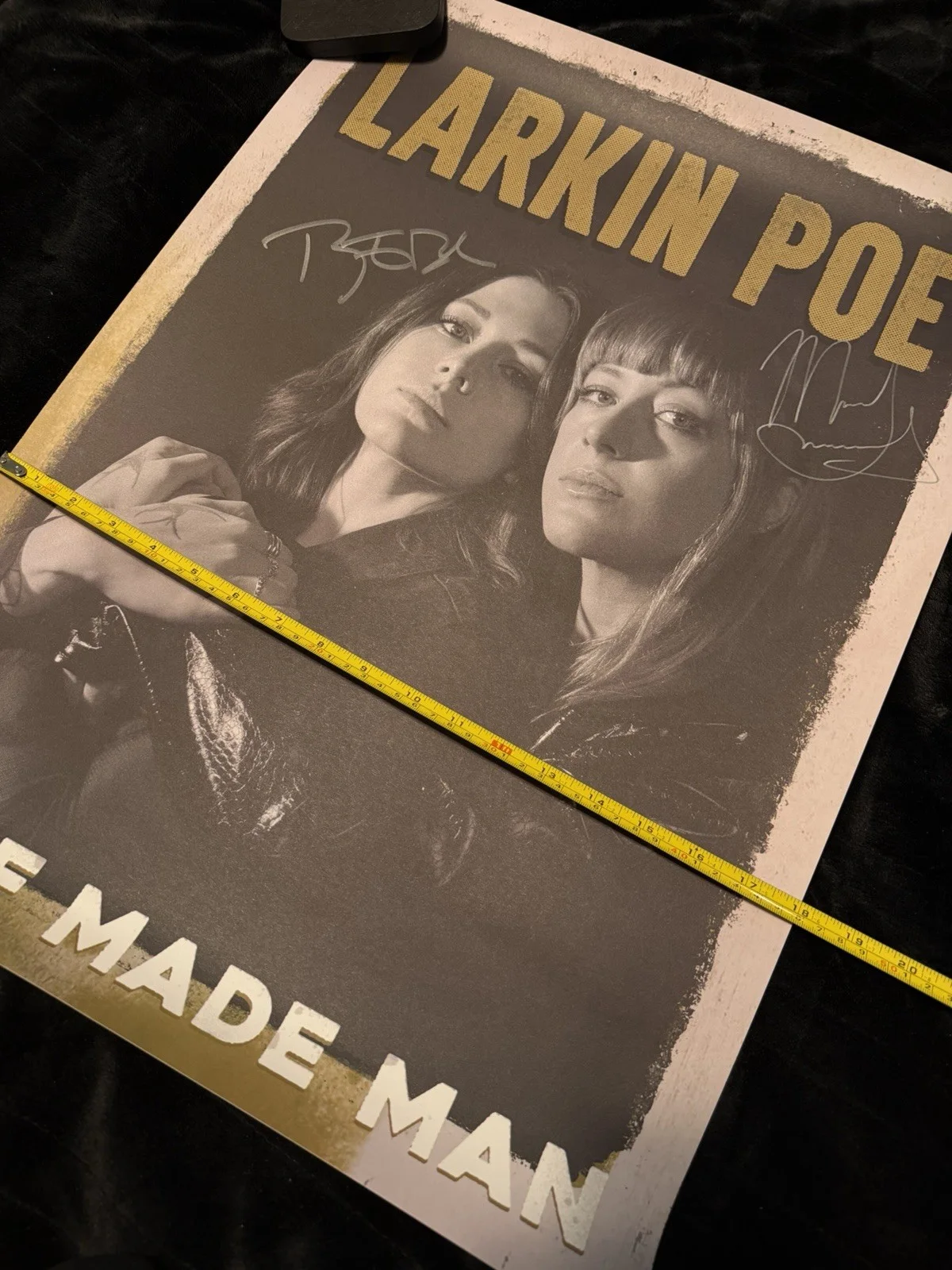 Larkin Poe SIGNED poster 18X24, image 5