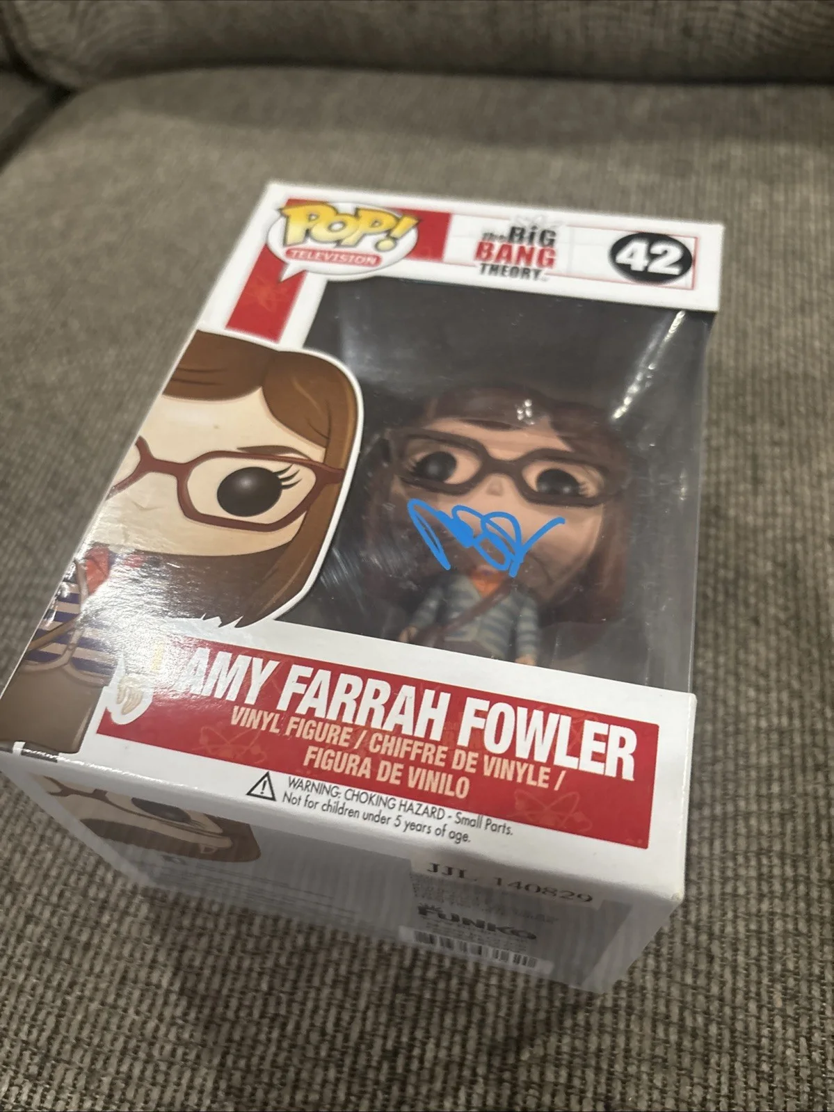 Mayim Bialik — Mayim Bialik Signed Funko Pop Big Bang Theory Amy Farrah Fowler Autographed #42, изображение 2