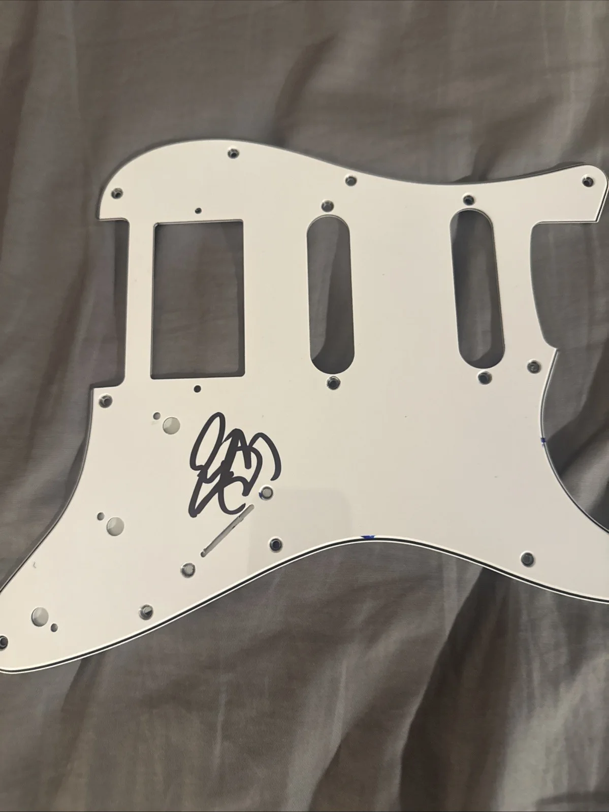 Rudy Sarzo Signed Guitar Pickguard Quiet Riot, image 2