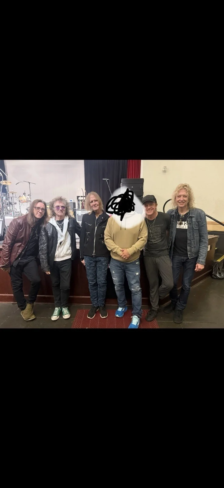 Tom Hamilton AEROSMITH Signed Autographed Pick Guard Proof Of Pick With Tom, image 5