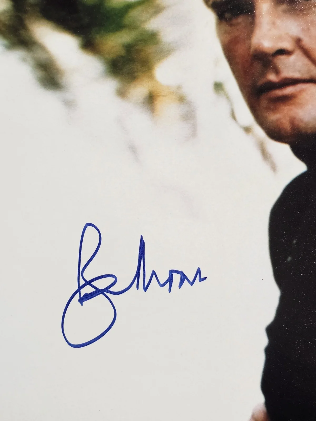 Roger Moore Signed 11 By 14 Photograph As James Bond PSA DNA, image 2
