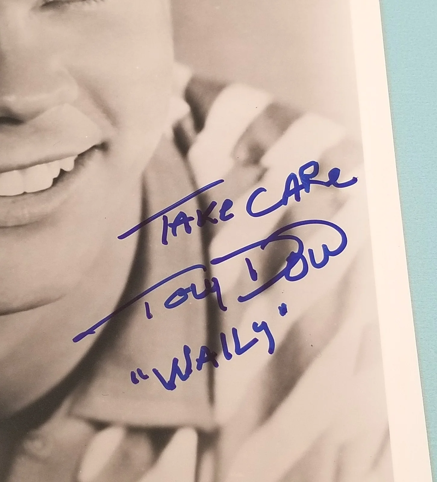 Tony Dow — Tony Dow Signed Autographed 8 x 10 Photo Actor Leave It To Beaver, изображение 2