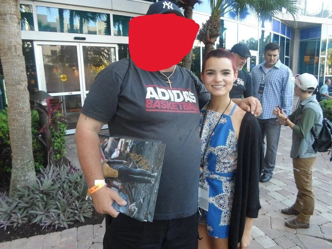 BRIANNA HILDEBRAND — BRIANNA HILDEBRAND AUTHENTIC SIGNED/AUTOGRAPHED 11X14 PHOTO-DEADPOOL MARVEL, image 4