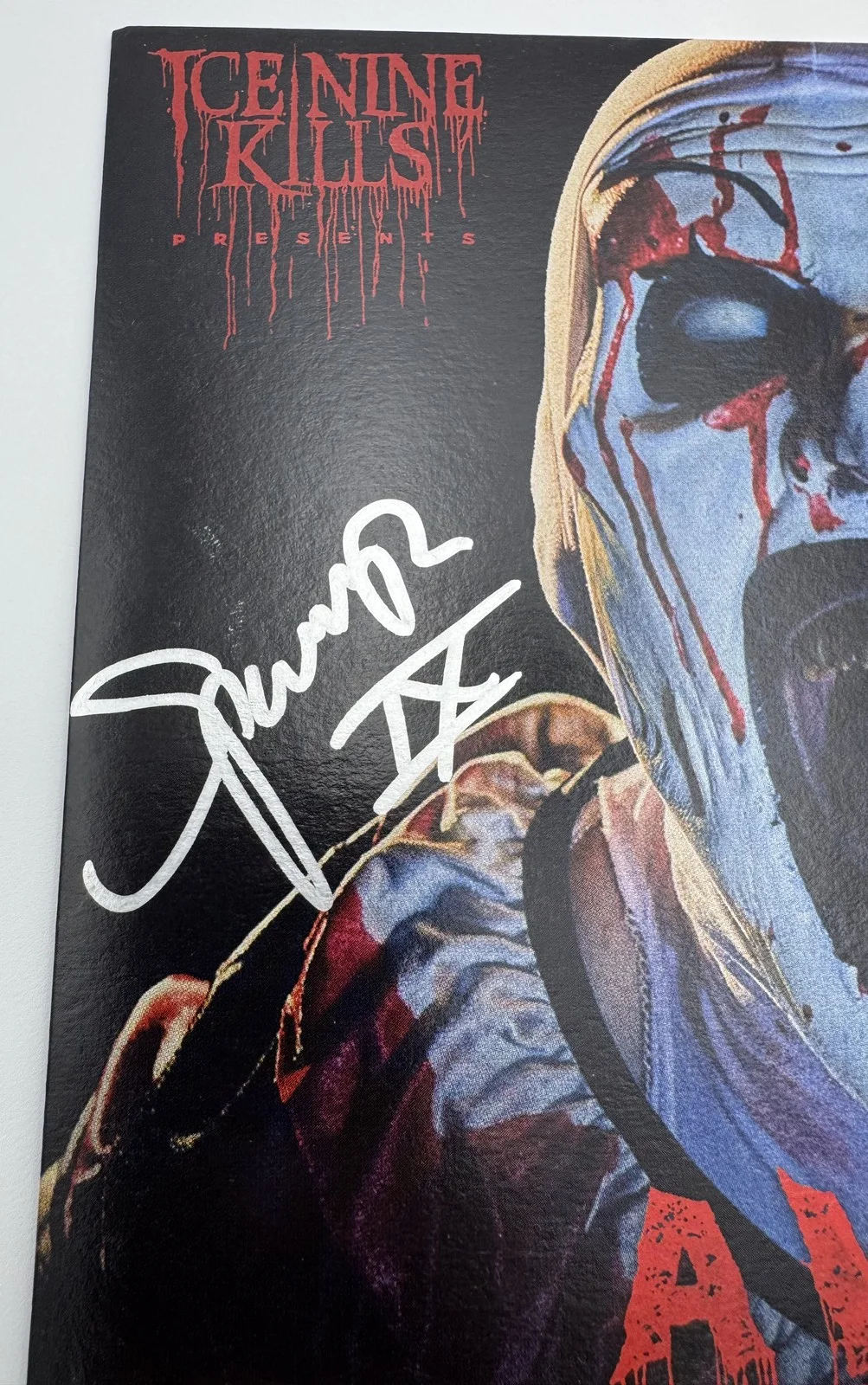 Spencer Charnas signed Ice Nine Kills A Work of Art 7" Vinyl Terrifier BAS 670, изображение 2