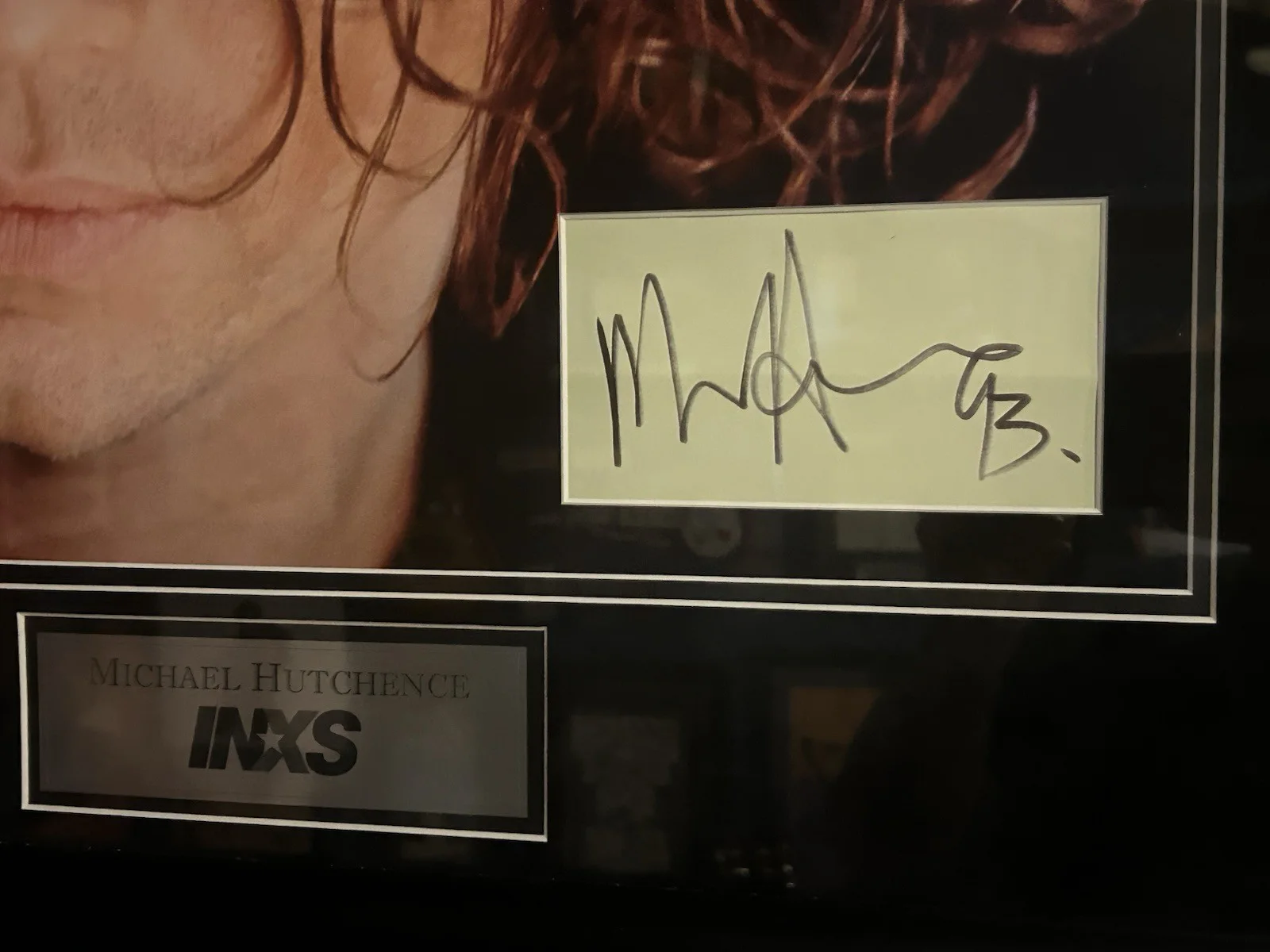 Michael Hutchence Signed INXS Index Card Insert Photo Framed 23x27 COA, image 3