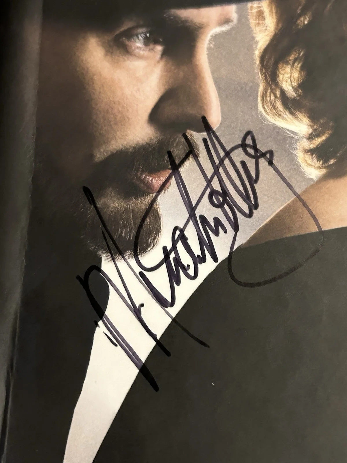 Michelle Williams — Signed Michelle Williams Fosse Verdon promo FYC DVD autographed, image 2
