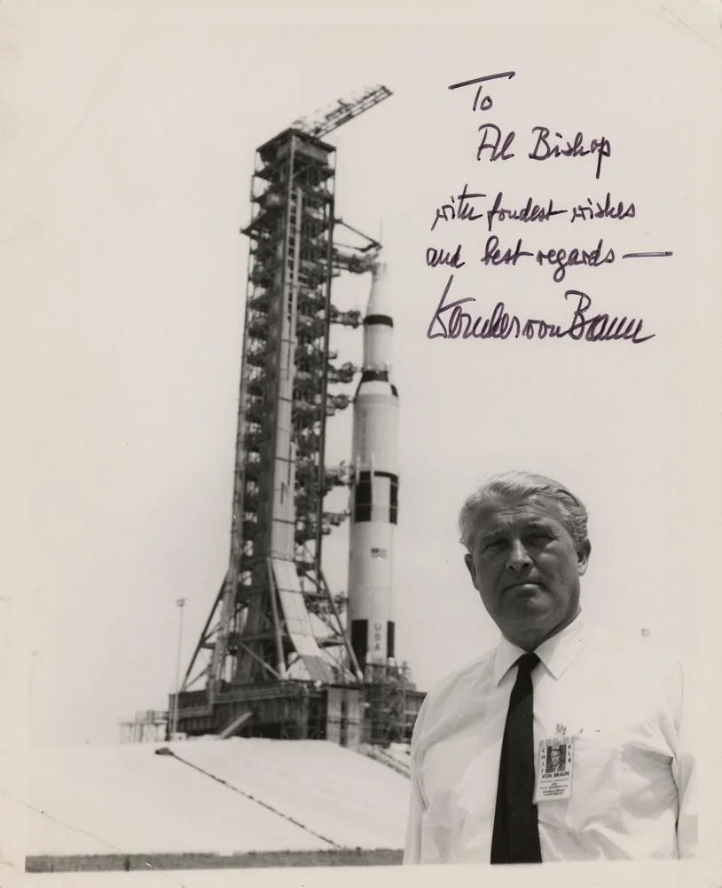 WERHNER VON BRAUN — WERHNER VON BRAUN SIGNED PHOTO AUTOGRAPH GERMAN NASA SIGNATURE 8.5X11 REPRINT