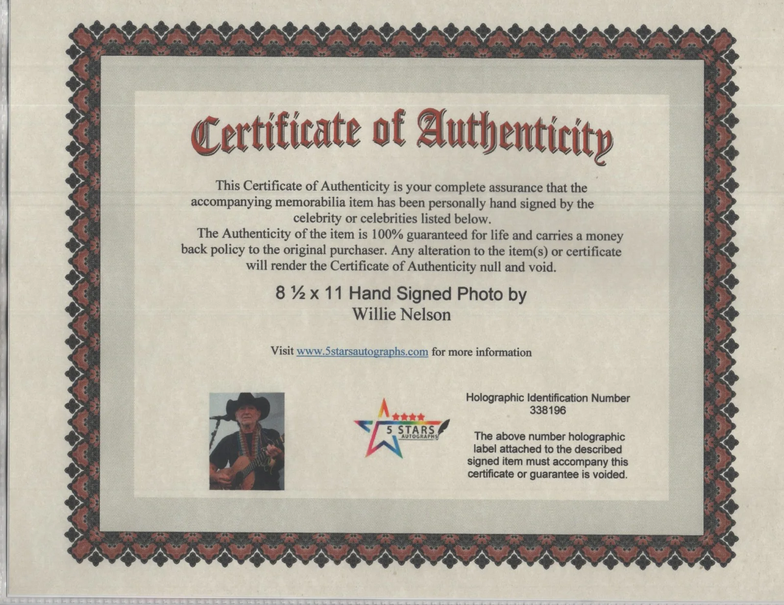 WILLIE NELSON COUNTRY LEGEND AUTOGRAPHED 8 1/2 X 11 PHOTO / COA, image 2
