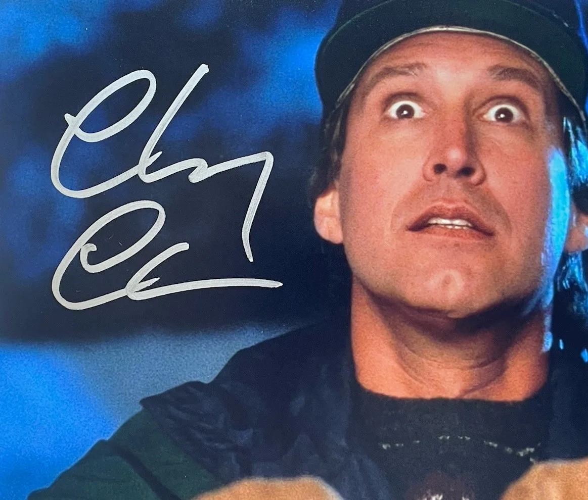 Chevy Chase — Chevy Chase Authentic Hand Signed 8x10 Photo Actor National Lampoons, image 2