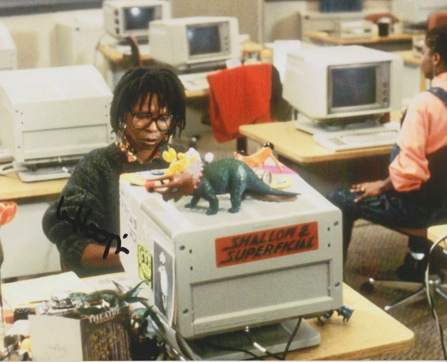 Whoopi Goldberg — Whoopi Goldberg signed Jumpin' Jack Flash 8x10 photo