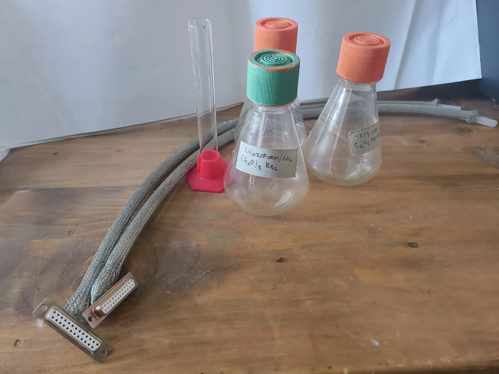 Hulk 2003 - Original Film Props - Laboratory Flasks, RARE, image 2