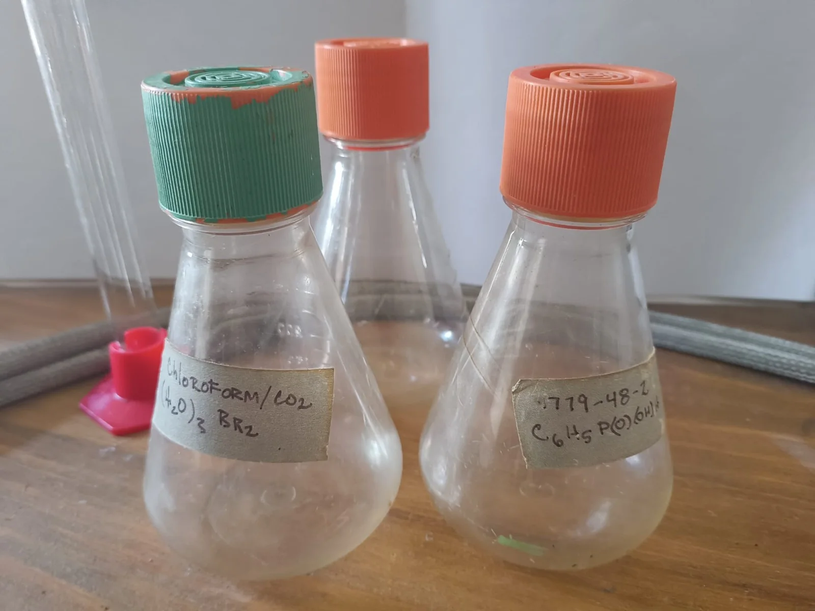 Hulk 2003 - Original Film Props - Laboratory Flasks, RARE, image 3