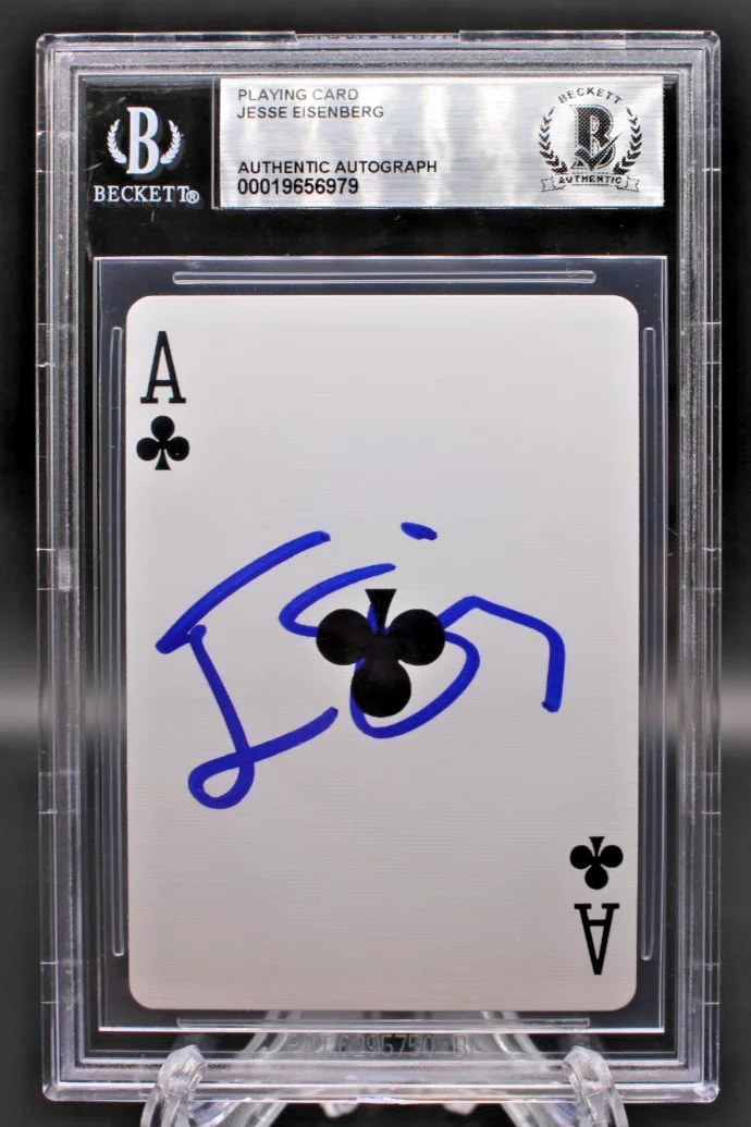 JESSE EISENBERG SIGNED NOW YOU SEE ME MAGIC PLAYING CARD BECKETT SLABBED BAS BGS, изображение 2