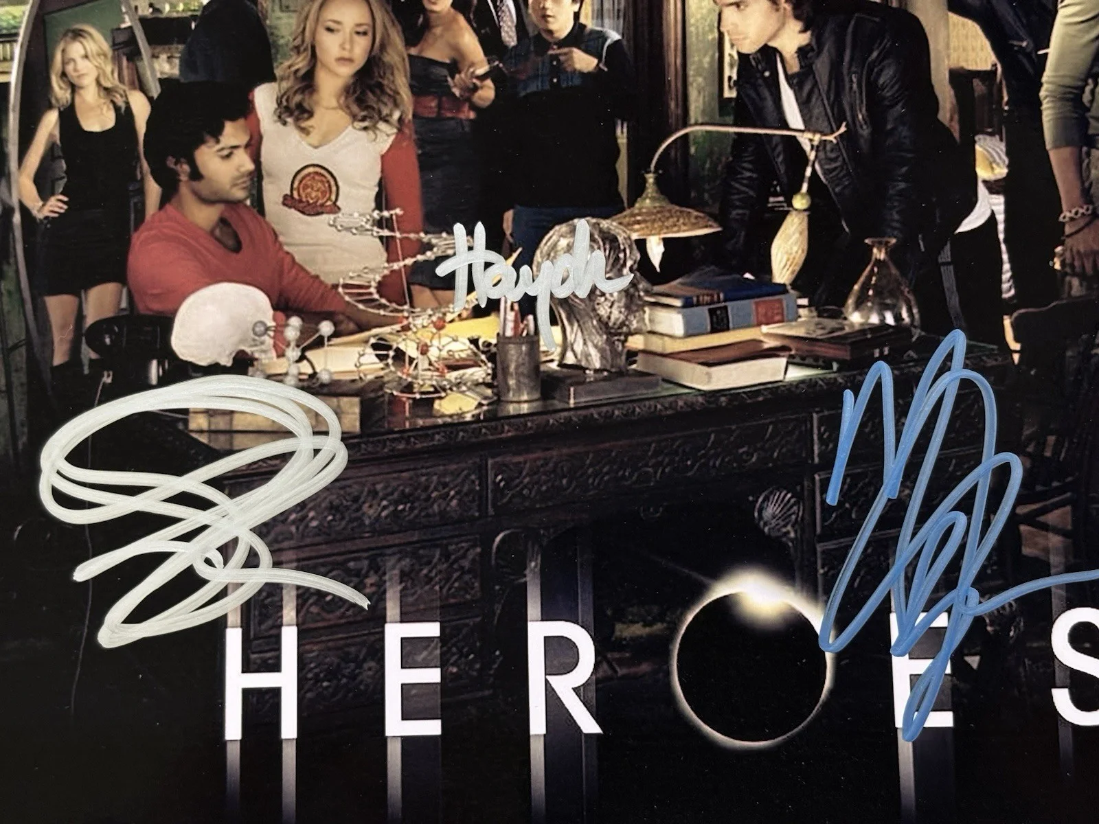 HEROES CAST — Rare - HEROES TV Show SIGNED 8x10 by CAST - Hayden Panettiere ALI LARTER Milo ++, изображение 5
