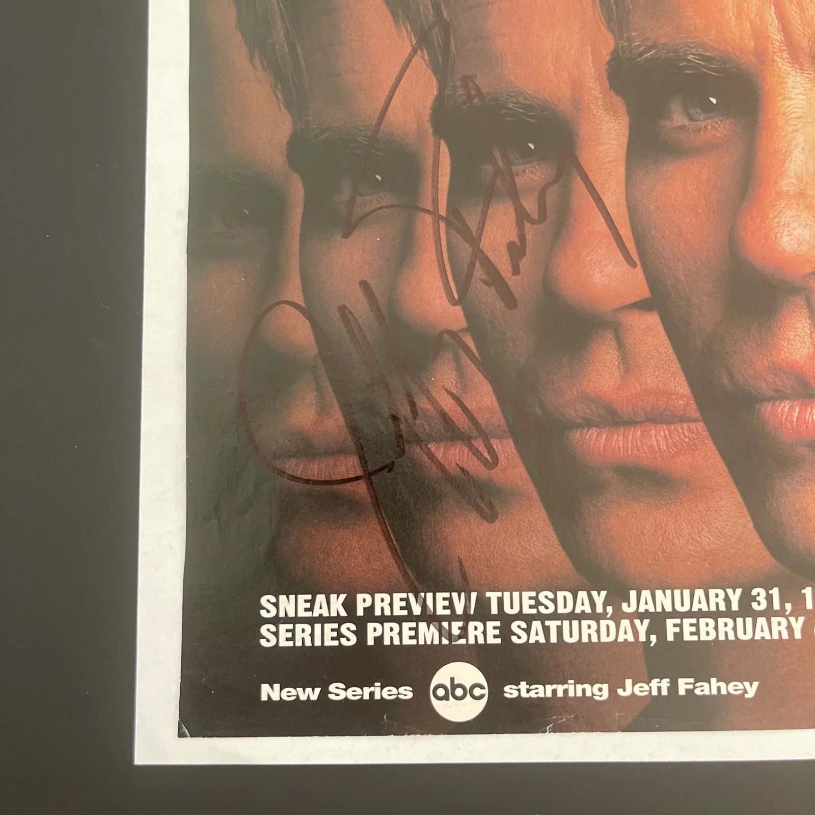 JEFF FAHEY The Marshal: Hand Signed Original Celebrity Magazine Ad 8 x 10” / KSK, изображение 2