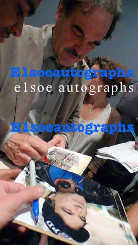 Oliver Stone — Director Oliver Stone signed 8X10 photo In Person. Proof - Wall Street, Platoon, изображение 5