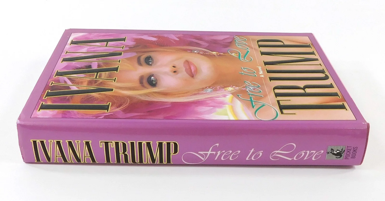 Ivana Trump Signed Free to Love: A Novel by Ivana Trump Hard Cover Book Auto, изображение 4