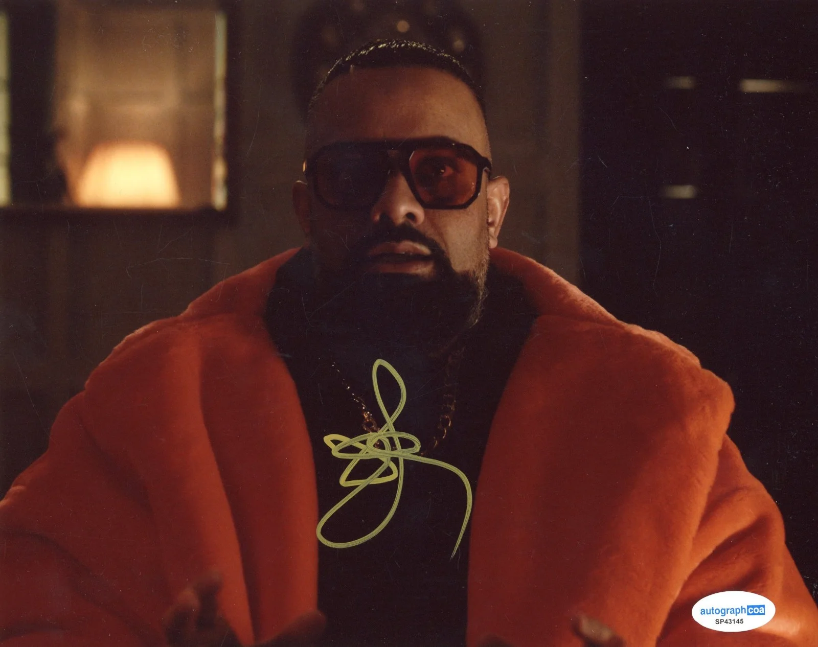 Guz Khan — Guz Khan Signed Autographed THE GENTLEMEN 8x10 Photo EXACT Proof ACOA Bait, image 2