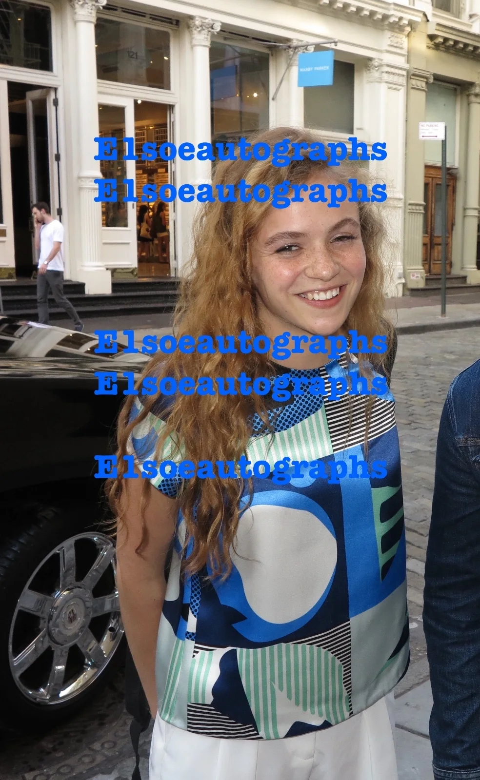 Morgan Taylor — Morgan Saylor signed 8x10 Photo in person Proof - Homeland, White Girl, изображение 2
