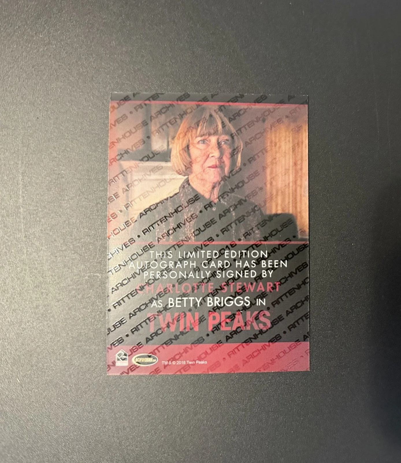 Charlotte Stewart Signed Twin Peaks Auto Card Betty Briggs Autograph, image 3