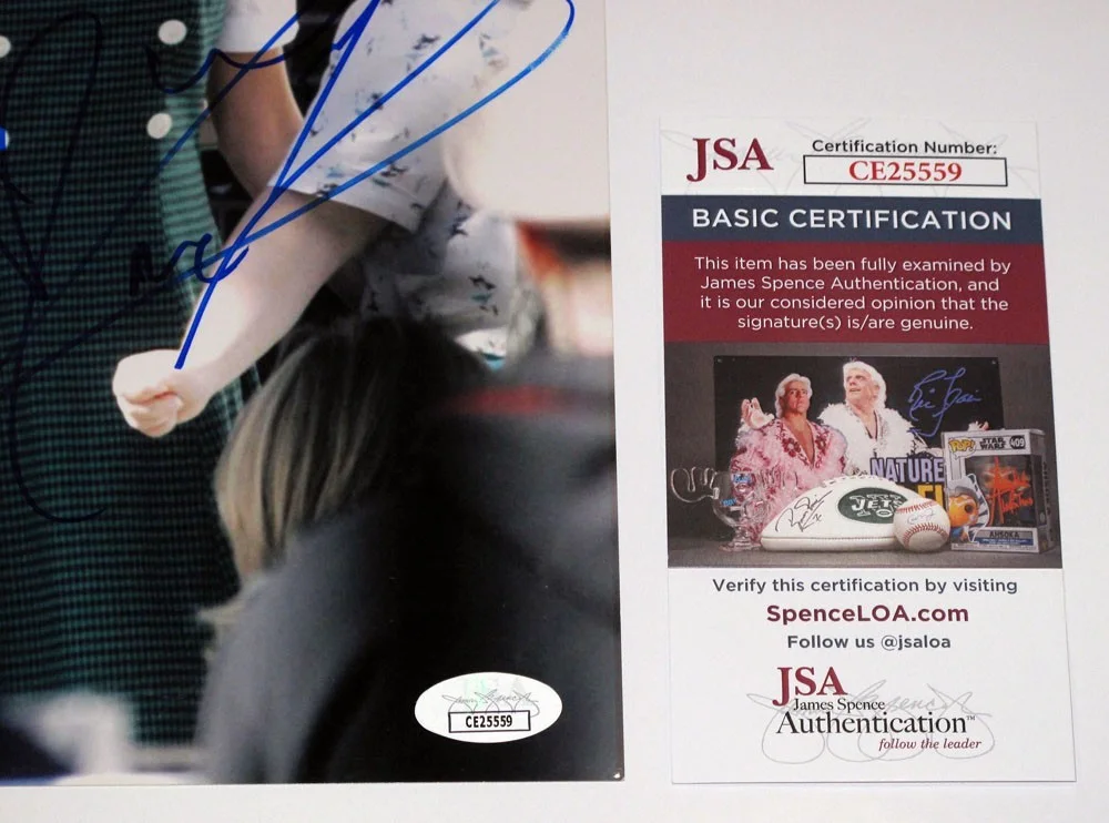 AMANDA BYNES, ZAC EFRON — Amanda Bynes & Zac Efron signed "HAIRSPRAY" 8x10 Photo EXACT PROOF Inscript JSA, image 3
