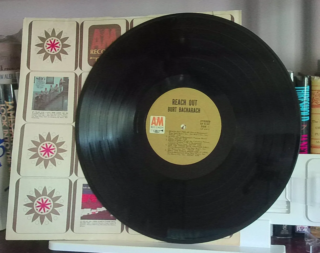 BURT BACHARACH signed -REACH OUT-LP--scarce signed, image 3