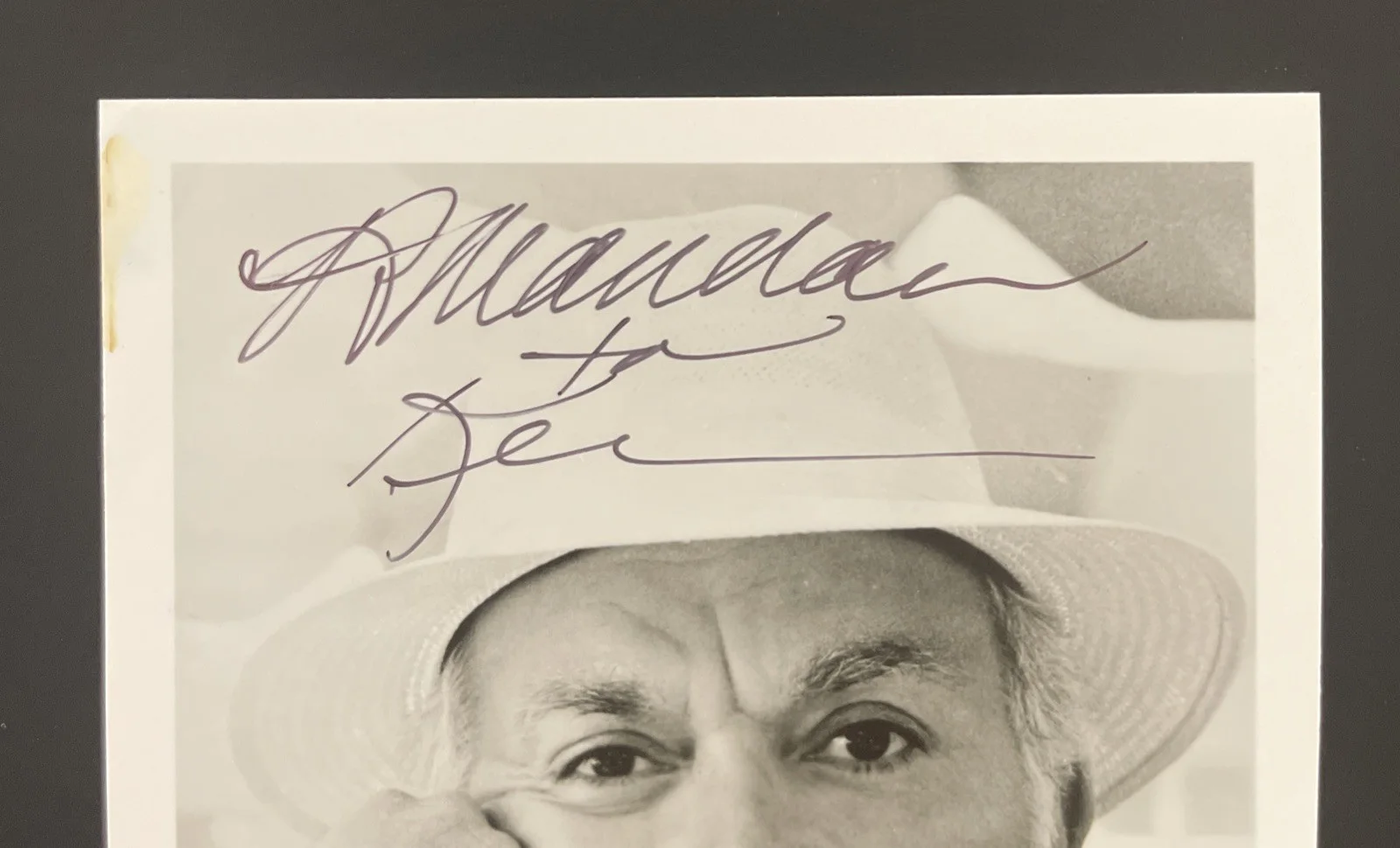 ROBERT MANDAN: Hand Signed Original Celebrity Photo 5 x 7” / KSK, image 2