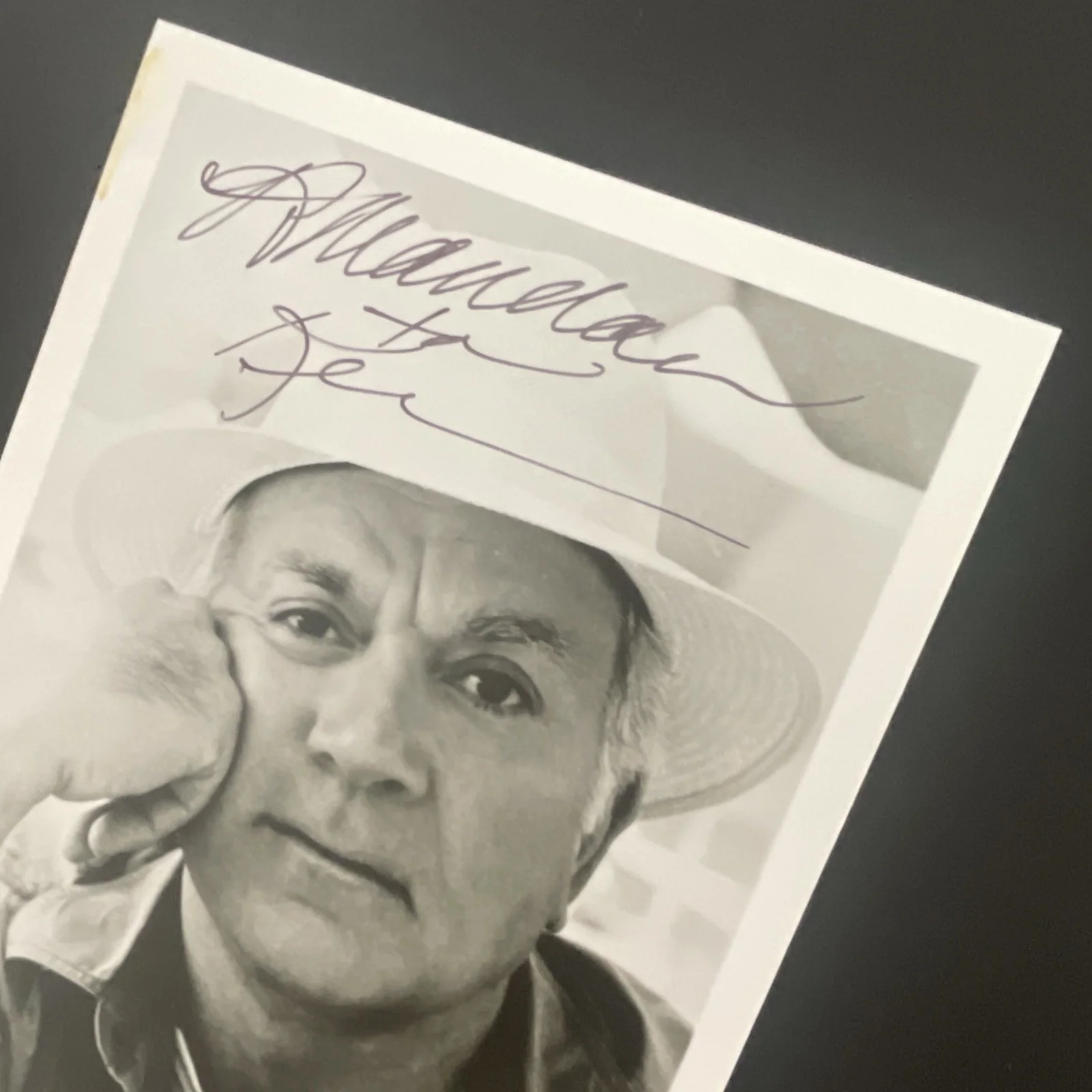 ROBERT MANDAN: Hand Signed Original Celebrity Photo 5 x 7” / KSK, image 3