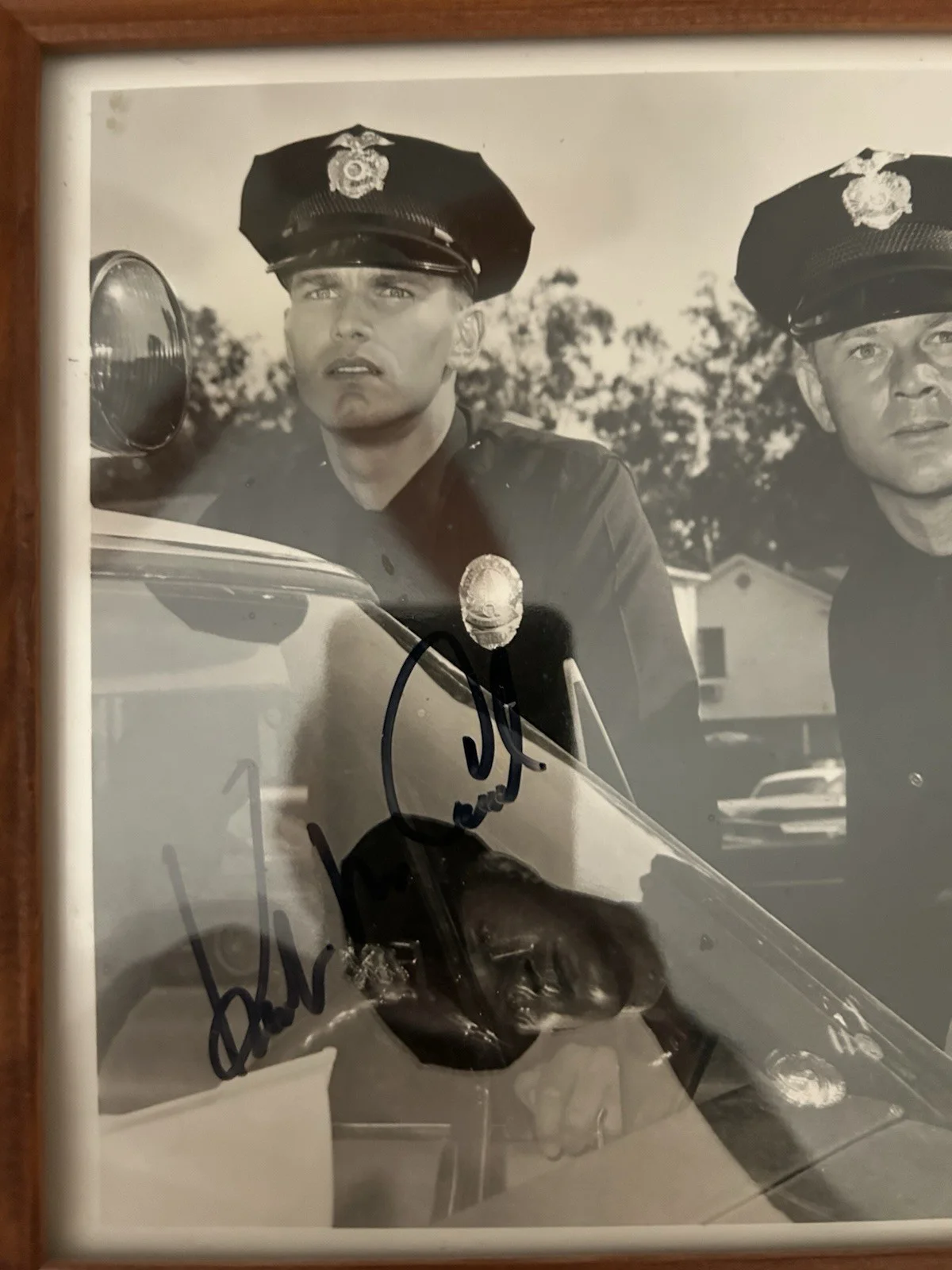Adam 12 Cast Photo Signed by Ken McCord and Martin Milner JSA COA With Frame, image 2