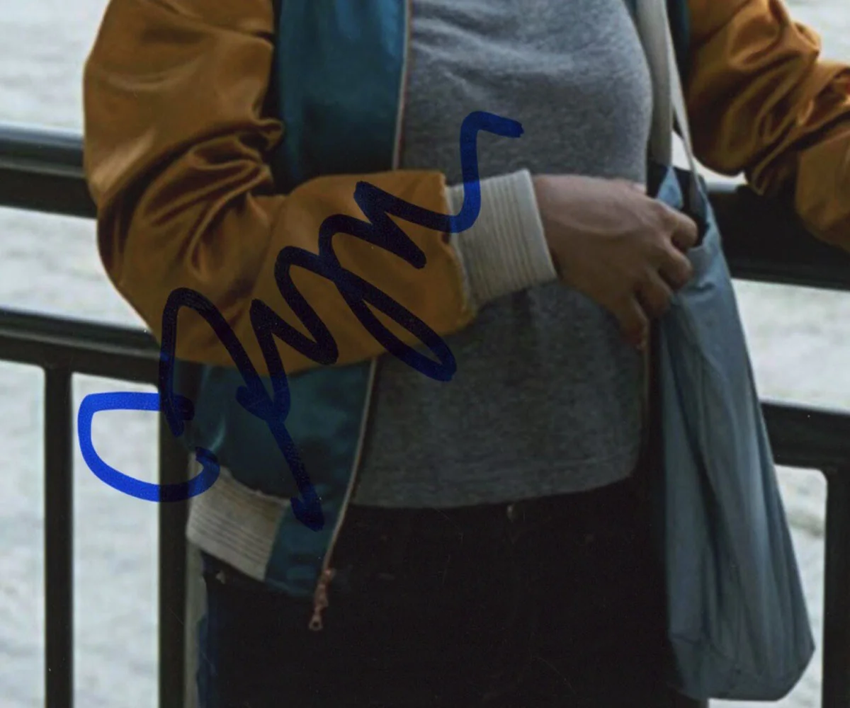 CHARLES MELTON, YARA SHAHIDI — Charles Melton & Yara Shahidi signed "THE SUN IS ALSO A STAR" 8x10 Photo b ACOA, image 5