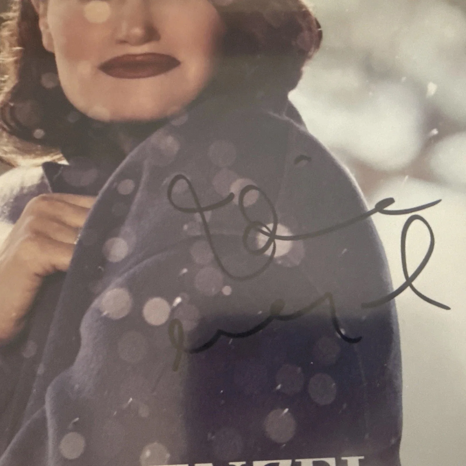 Idina Menzel Signed Autographed Christmas A Season Of Love Vinyl Framed Cover, изображение 2