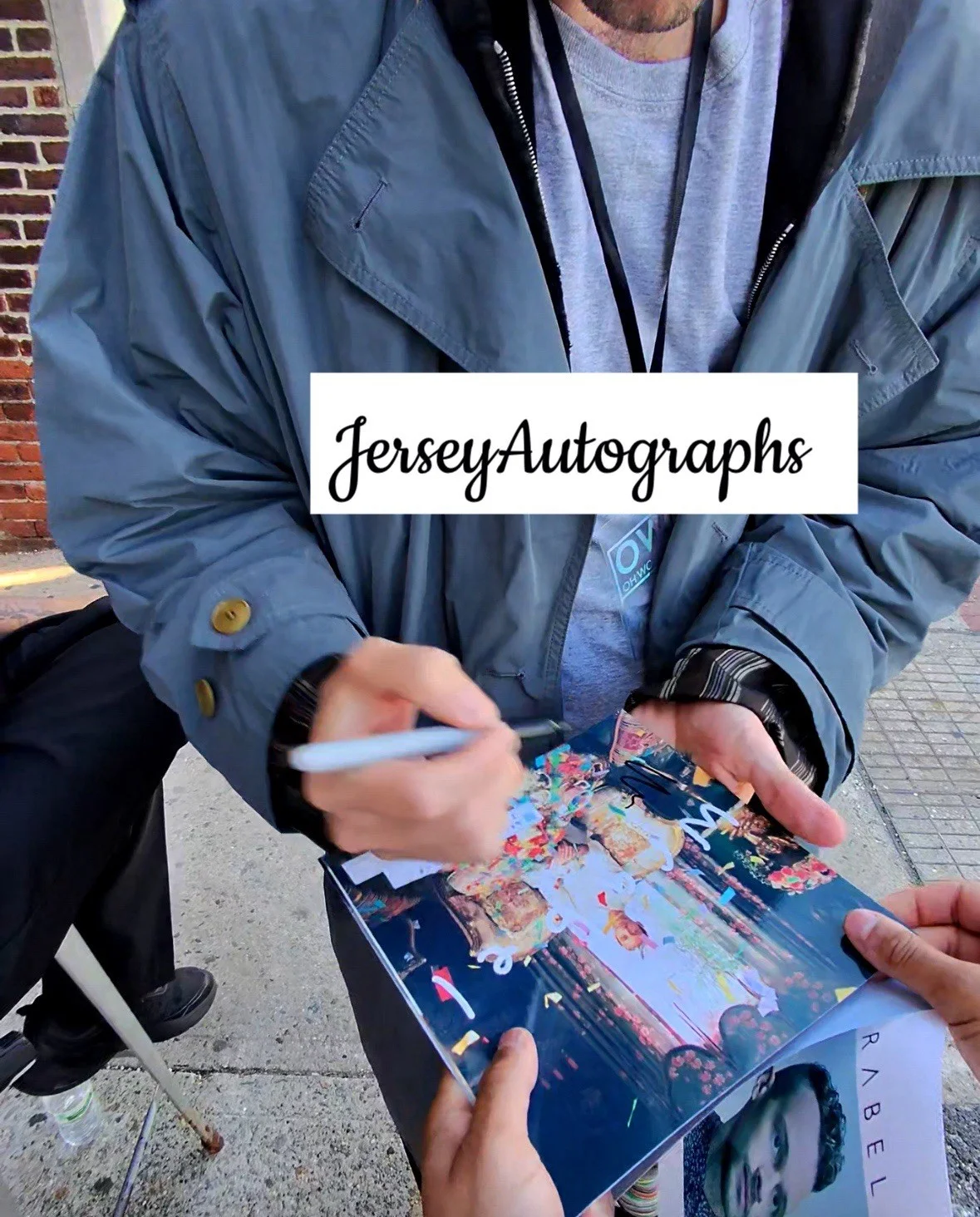 WRABEL Autographed/Signed based on a true story 8x8 Album Flat Photo Exact Proof, изображение 2