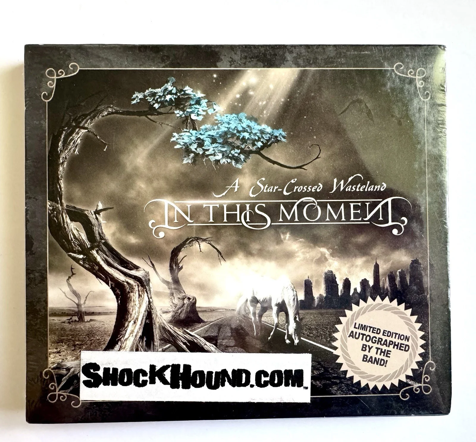 SIGNED In This Moment A Star Crossed Wasteland Limited Hot Topic Release-Sealed, изображение 2