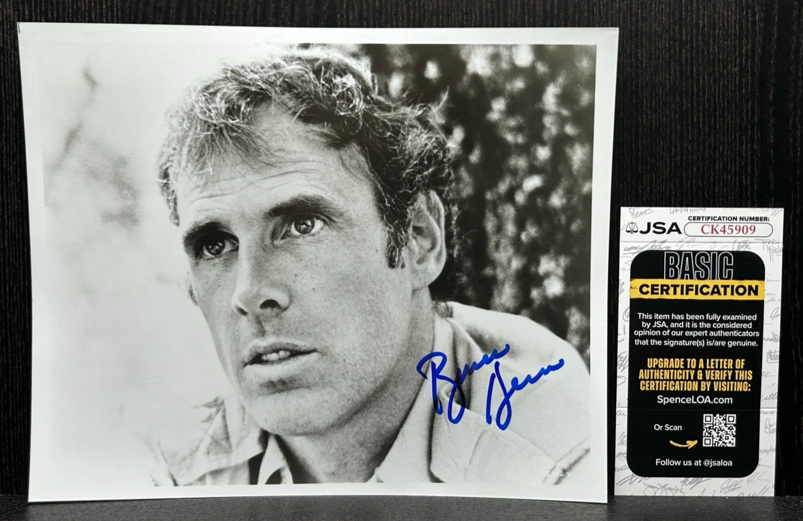 Bruce Dern — BRUCE DERN SIGNED 8x10 PHOTO Actor Original Autograph JSA COA Coming Home, Burbs, image 2